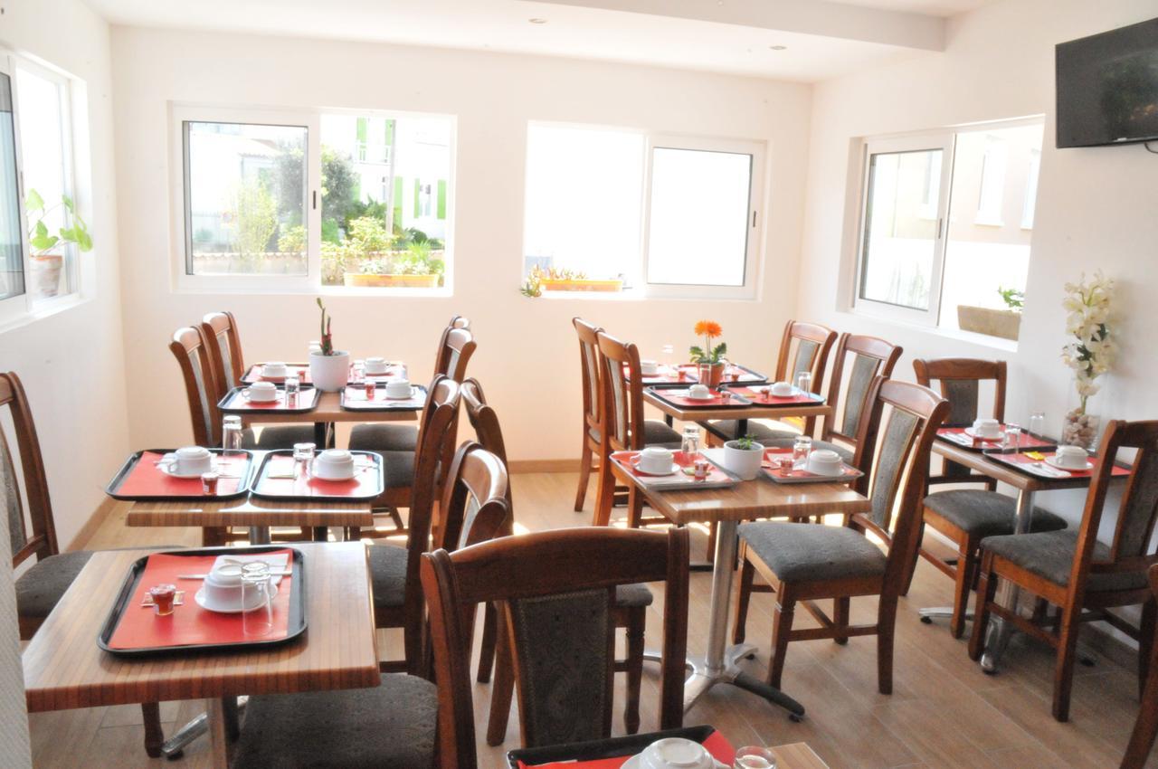 Hotel Les Rosiers Λα Ροσέλ Εξωτερικό φωτογραφία
