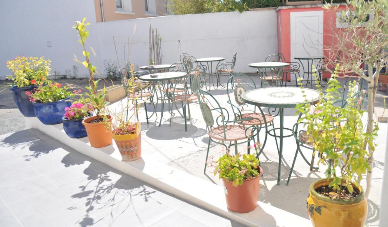Hotel Les Rosiers Λα Ροσέλ Εξωτερικό φωτογραφία